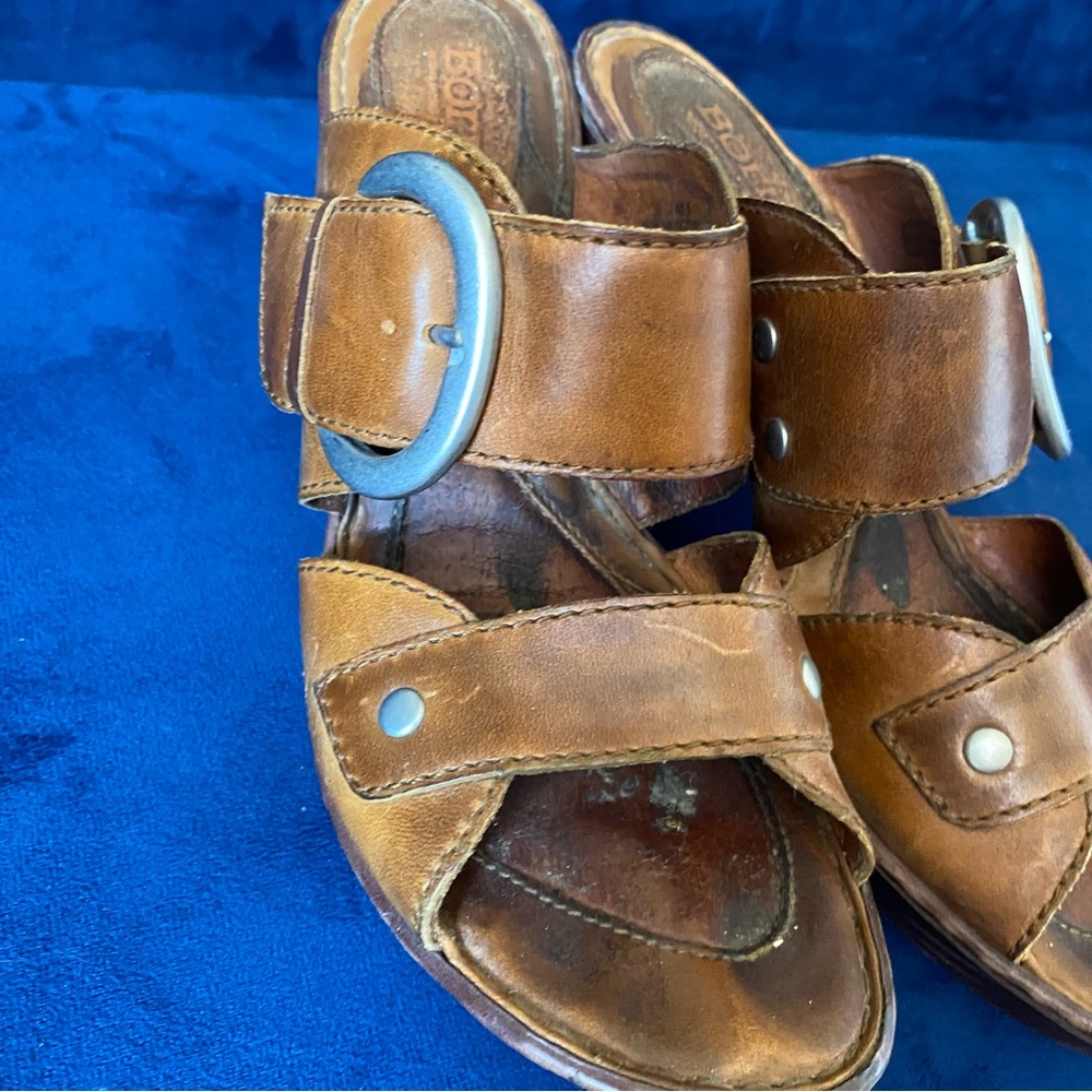High-Heeled Leather Sandals - Picture 11 of 15
